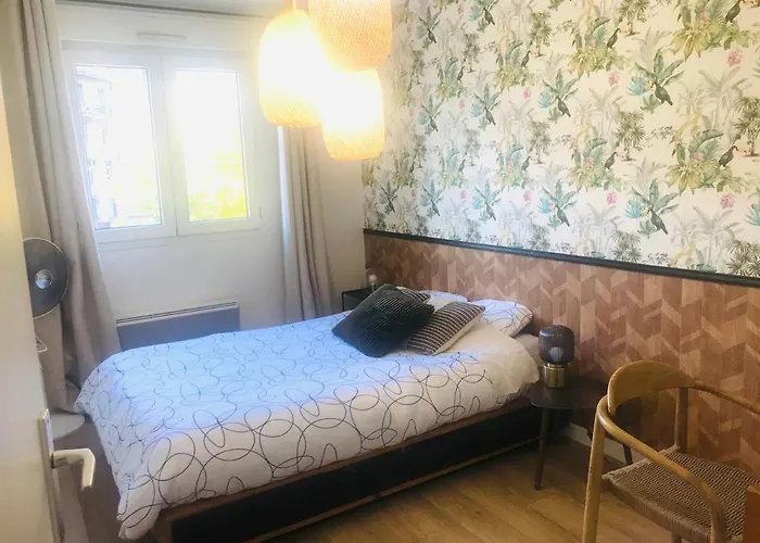 Nid Douillet - Bel Avec Garage *